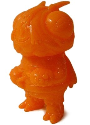 Boris the Bee - Sunburst figure by Bwana Spoons, produced by Gargamel. Front view.