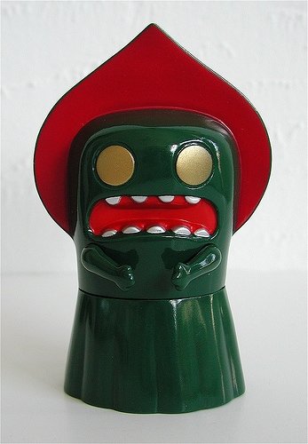 Flatwoods Monster - Eye Witness Type figure by David Horvath, produced by Wonderwall. Front view.