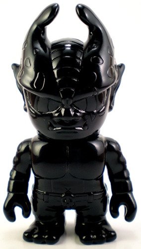 Mini Mutant Evil - Black Unpainted figure by Mori Katsura, produced by Realxhead. Front view.
