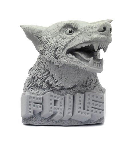 FAILE Dog figure by Faile, produced by Adfunture. Front view.