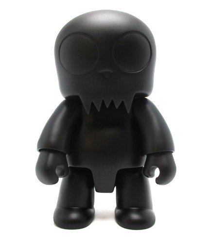 Black 8 Toyer Qee figure, produced by Toy2R. Front view.