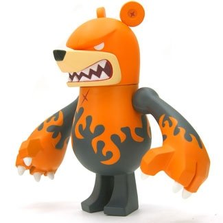 Knucklebear - Rebone Waver figure by Touma, produced by Wonderwall. Front view.