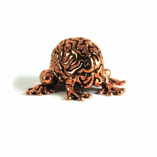 Mini Metal Bronze Jumping Brain  figure by Emilio Garcia, produced by Toy Art Gallery . Front view.