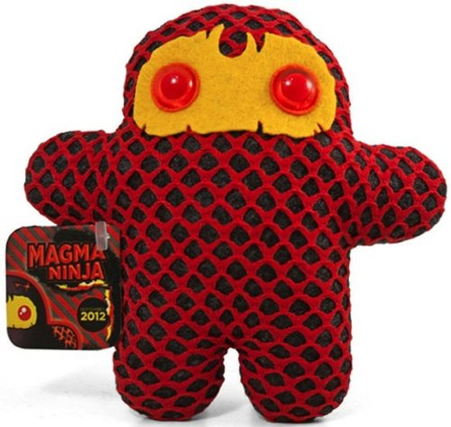 Magma Ninja figure by Shawn Smith (Shawnimals), produced by Shawnimals. Front view.