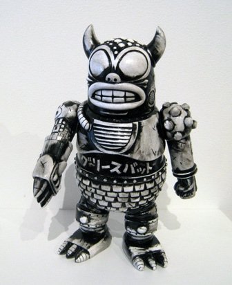Mecha Greasebat B&W - FOE figure by Chad Rugola, produced by Monster Worship. Front view.