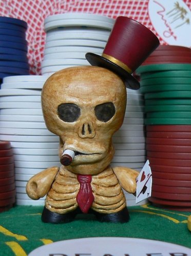 3 Smorkin Dunny - Death Gambler by Reet Neet (R3) figure by Reet Neet (R3), produced by Kidrobot. Front view.
