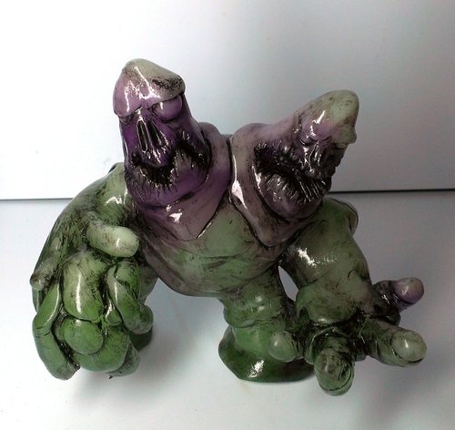 O.M.B (Oh My Blob) 3 figure by Dubose Art, produced by Dubose Art. Front view.