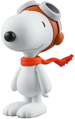 Snoopy Frying Ace - VCD No.155 figure by Charles M. Schulz, produced by Medicom Toy. Front view.
