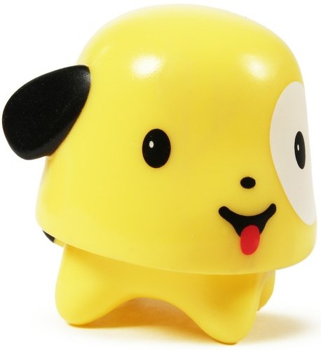 Happy Gumdrop - Yellow  figure by 64 Colors, produced by Squibbles Ink & Rotofugi. Front view.