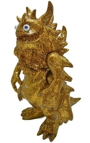 Rangeas - Gold Glitter figure by T9G, produced by Museum. Front view.