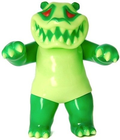 Mad Panda - Toxic Ooze Glow figure by Hariken, produced by Tttoy. Front view.
