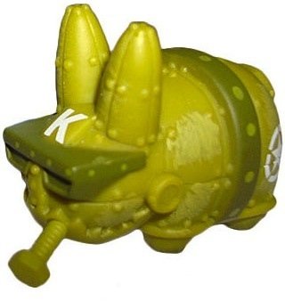 Mecha - Lime figure by Frank Kozik, produced by Kidrobot. Front view.