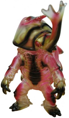 Beetlar figure by Buster Call X Lil Japan, produced by Buster Call. Front view.