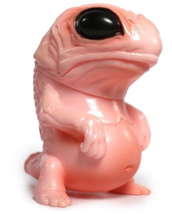 Snybora - Naked Mole Rat figure by Chris Ryniak, produced by Squibbles Ink & Rotofugi. Front view.