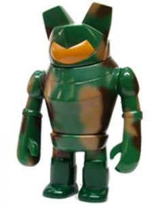 Cosmicat Robo (コズミキャット・ロボ) - Green Camouflage figure by P.P.Pudding (Gen Kitajima), produced by P.P.Pudding. Front view.