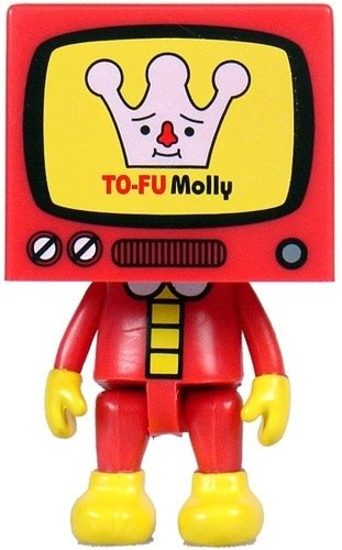 To-Fu Molly figure by Kenny Wong, produced by Play Imaginative. Front view.