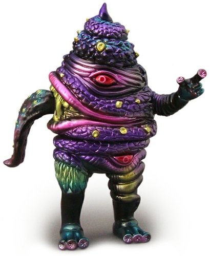 Midnight Bloom Unchiman figure by Paul Kaiju. Front view.