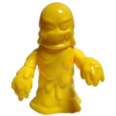 Damnedron - Unpainted Yellow  figure by Rumble Monsters, produced by Rumble Monsters. Front view.