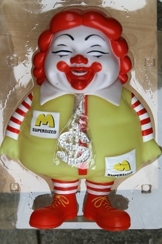 MC Supersized - GID figure by Ron English, produced by Benny Gums. Front view.