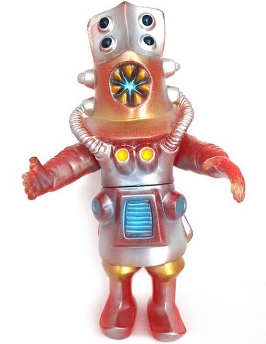 Mitsuryou Robot Bullgan Silver edition figure by Imiri Sakabashira, produced by Billiken Shokai. Front view.