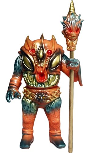 Pollen Kaiser - Mandarake Nakano figure by Paul Kaiju, produced by Toy Art Gallery. Front view.