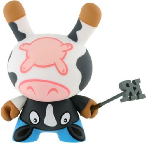 Mooo! figure by Triclops, produced by Kidrobot. Front view.