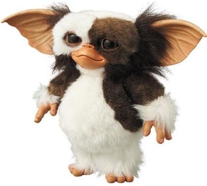 Gizmo (The Gremlins) - Life Size VCD figure, produced by Medicom Toy. Front view.