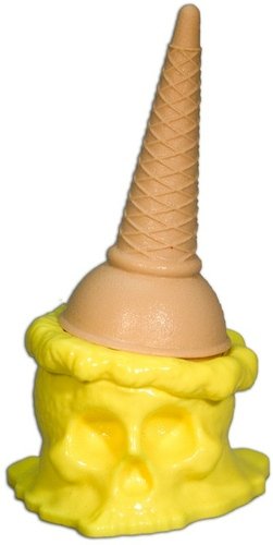 Ice Scream Man - Beelzebanana figure by Brutherford, produced by Brutherford Industries. Front view.