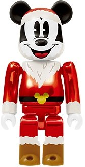 Mickey Mouse Santa Ver. Be@rbrick 100% figure by Disney, produced by Medicom Toy. Front view.