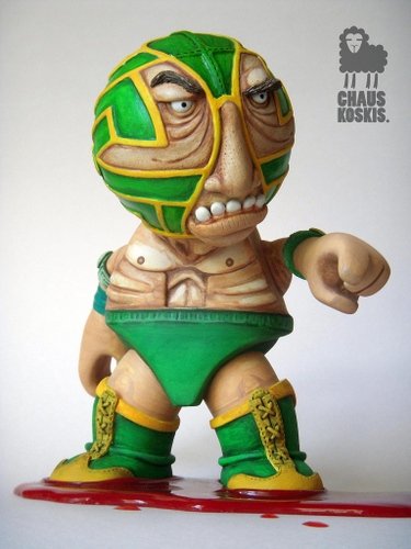 El Fishman figure by Chauskoskis. Front view.