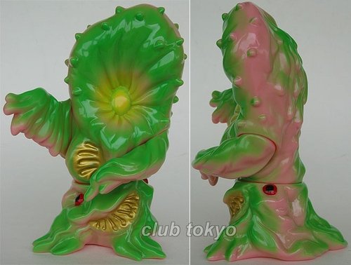 Greenmons Pink(Lucky Bag) figure by Yuji Nishimura, produced by M1Go. Front view.