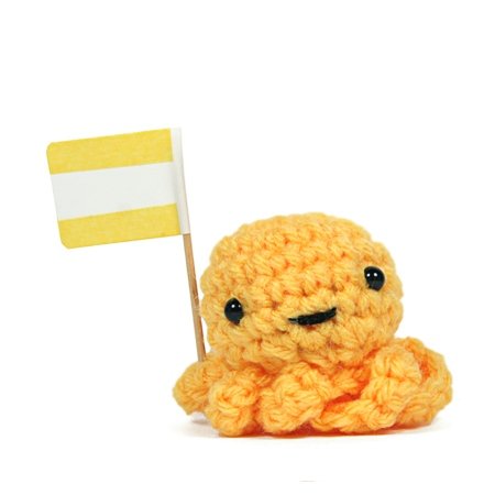 Message Octopus - Yellow figure by Serena Wong. Front view.