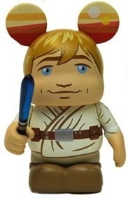 Luke Skywalker figure by Maria Clapsis, produced by Disney. Front view.