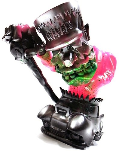 Mad Frankie figure by Madtoyz, produced by Secret Base. Front view.