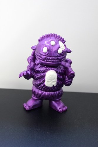Cheestroyer - Battle Damaged GID - Purple figure by Bad Teeth Comics X Double Haunt. Front view.