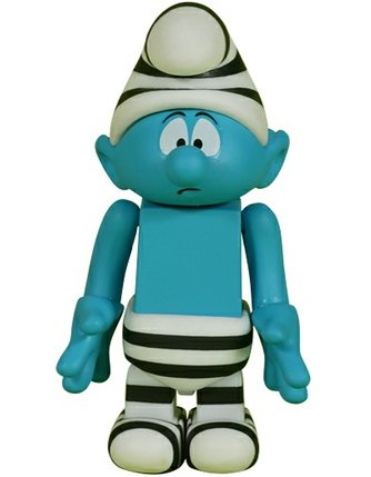 Prisoner Smurf Kubrick figure by Peyo, produced by Medicom Toy. Front view.