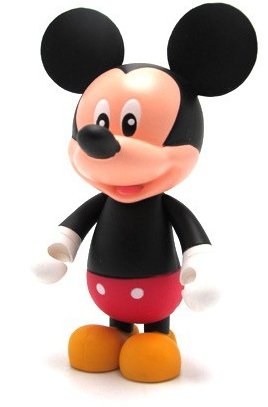 Mickey Mouse figure by Disney, produced by Mindstyle. Front view.