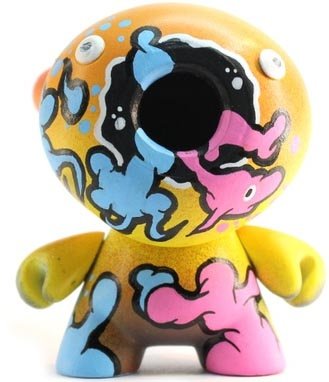 Finally out figure by Zukaty, produced by Kidrobot. Front view.
