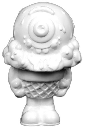 Mr. Melty - White figure by Buff Monster. Front view.