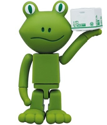 Frog Kubrick - 100% figure by Fuji Np, produced by Medicom Toy. Front view.