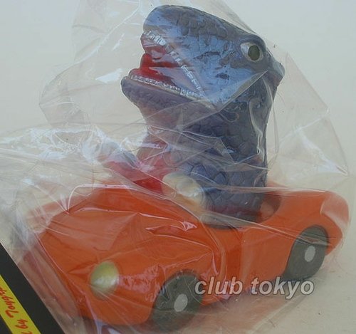 Gorosaurus Racer - Purple figure, produced by Toygraph. Front view.
