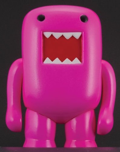 Domo Black Light - Pink figure, produced by Dark Horse. Front view.