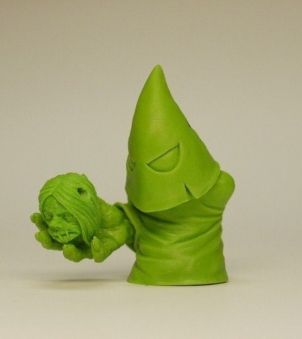 All Cover - Green figure by Junnosuke Abe, produced by Restore. Front view.