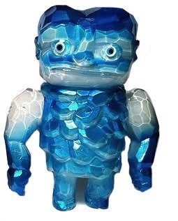 Arctic Karakuri figure by D-Lux, produced by Lulubell Toys. Front view.