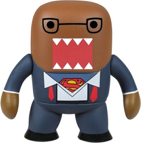 Domo DC Mystery Minis - Clark Kent figure by Dc Comics, produced by Funko. Front view.