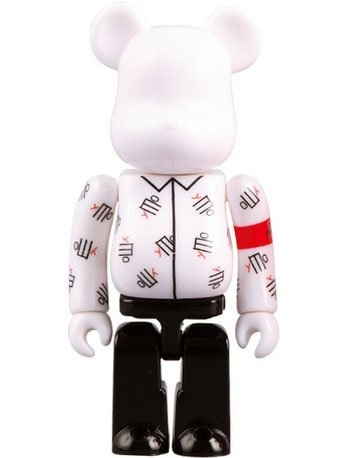 Haruomi Hosono Be@rbrick 100% - Yellow Magic Orchestra figure by Haruomi Hosono, produced by Medicom Toy. Front view.