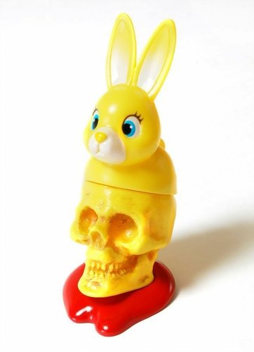 Rabbit Yellow figure by Kikkake, produced by Kikkake. Front view.