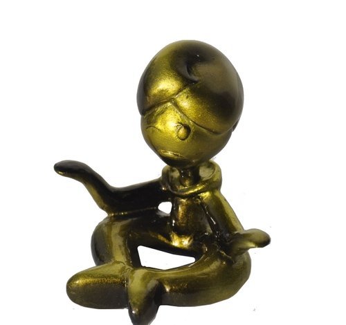Golden Sesame figure by Shea Brittain, produced by Frankenfactory. Front view.