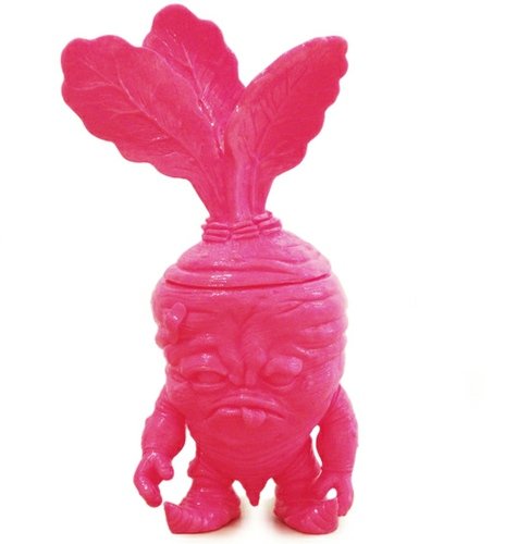 Pink Ass Beetch - Dragatomi Exclusive figure by Scott Tolleson. Front view.