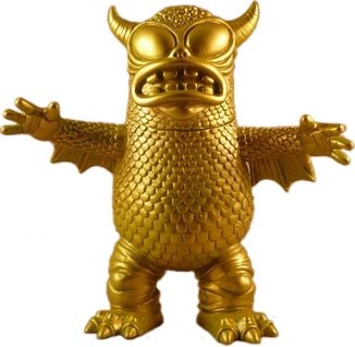Golden Idol Greasebat figure by Chad Rugola, produced by Monster Worship. Front view.